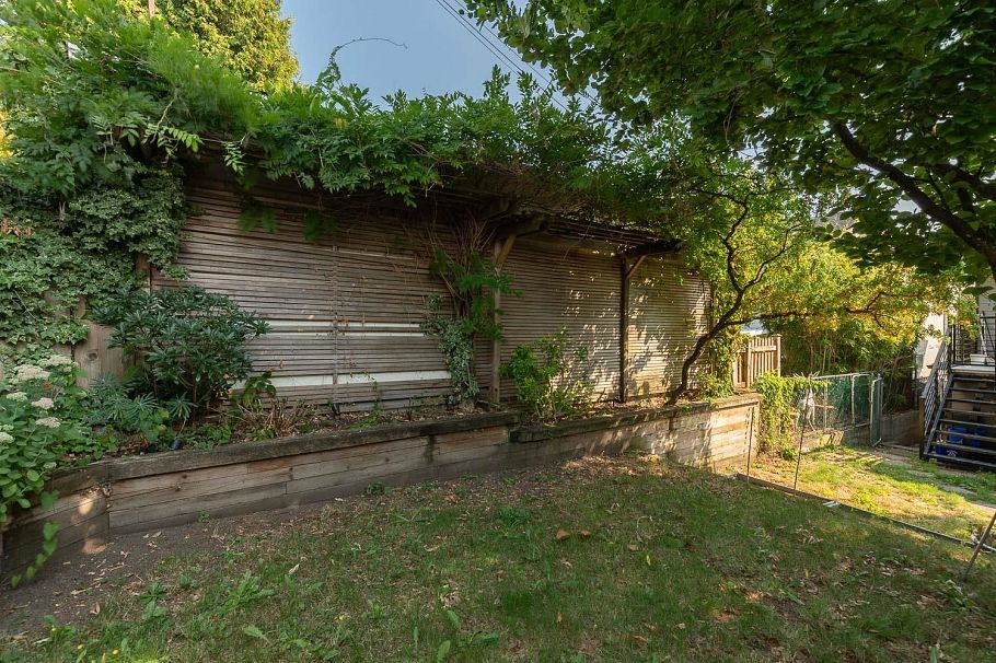 3853 Frances Street Burnaby, BC - 27