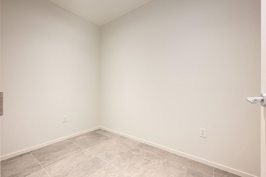 173 805 W 49th Avenue Vancouver, BC - 30