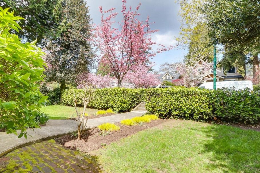 3436 W 37th Avenue Vancouver, BC - 33