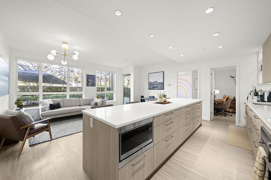 116 747 E 3rd Street North Vancouver, BC - 7