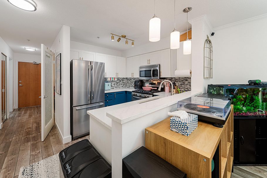 104 2181 W 12th Avenue Vancouver, BC - 24