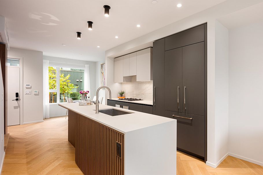 173 805 W 49th Avenue Vancouver, BC - 11