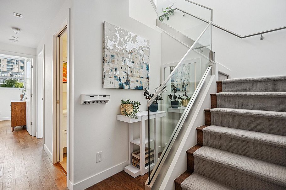 713 108 E 1st Avenue Vancouver, BC - 16