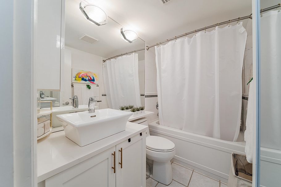 104 2181 W 12th Avenue Vancouver, BC - 8