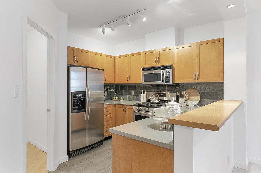 110 2263 Redbud Lane Vancouver, BC - 13