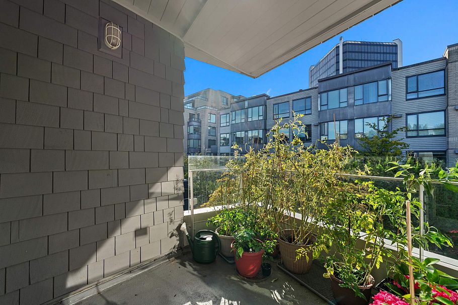 325 638 W 7th Avenue Vancouver, BC - 26