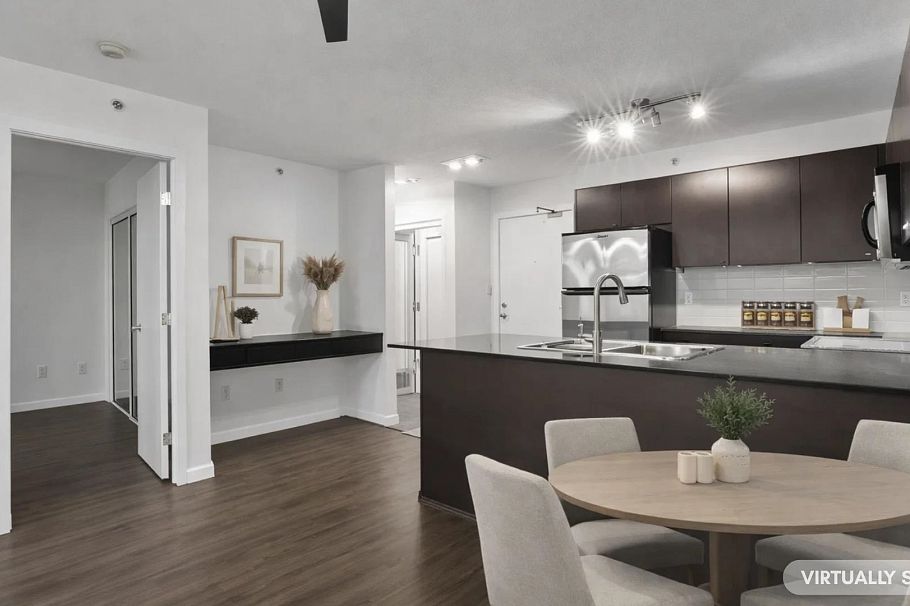 903 4182 Dawson Street Burnaby, BC - 3