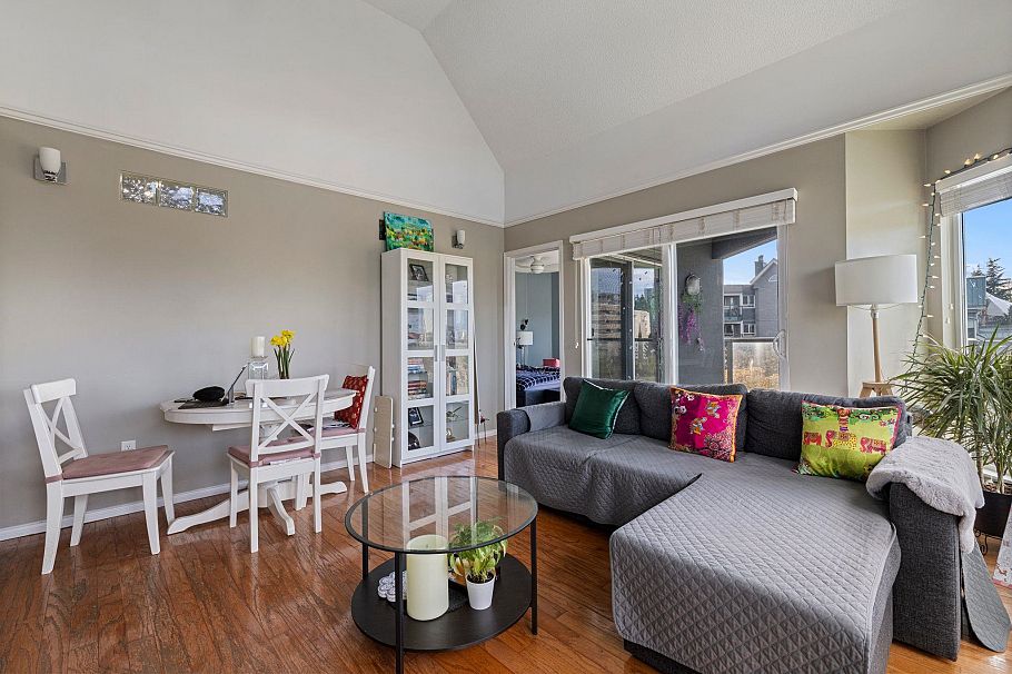 306 1345 W 4th Avenue Vancouver, BC - 9