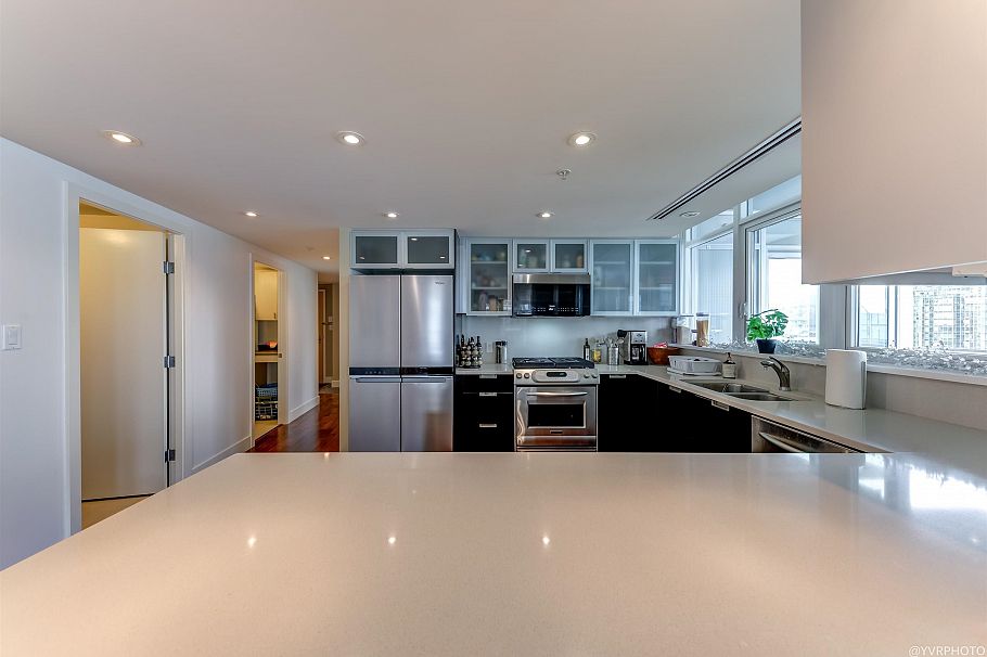 2102 1205 W Hastings Street Vancouver, BC - 7