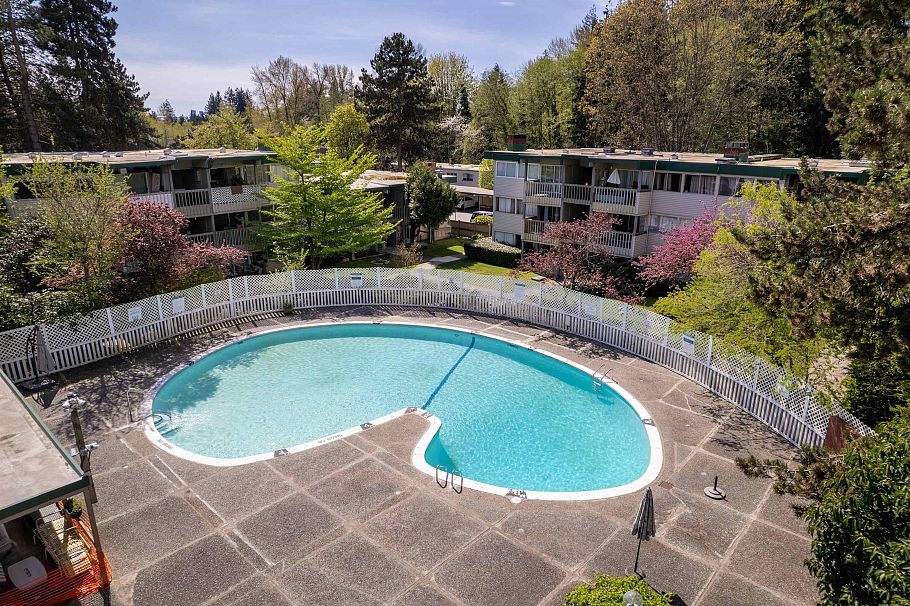 844 Westview Drive North Vancouver, BC - 28