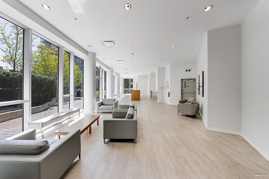 1002 88 W 1st Avenue Vancouver, BC - 32