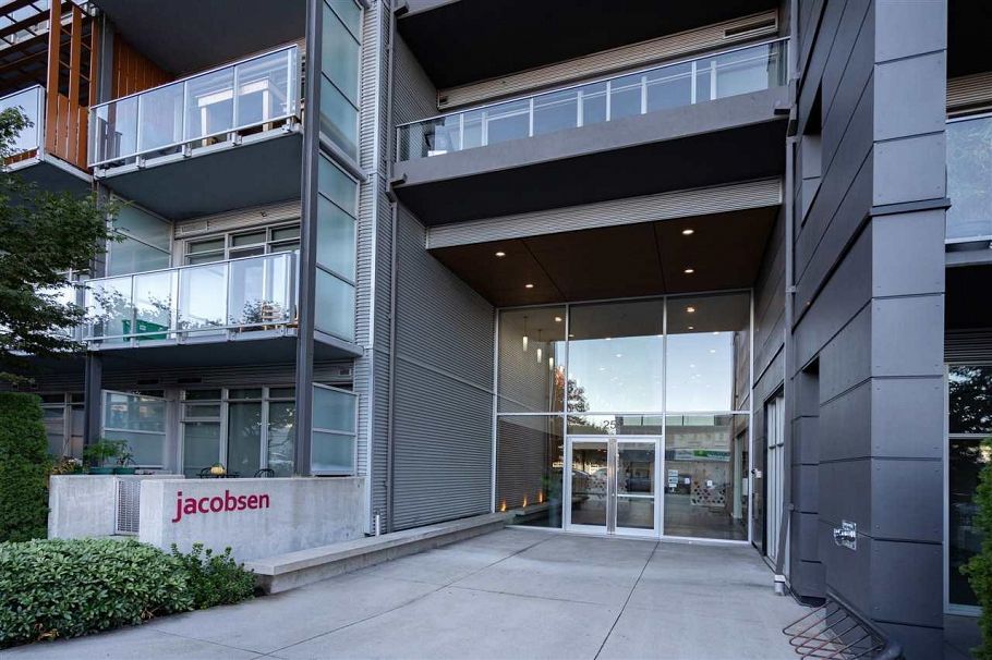 206 256 E 2nd Avenue Vancouver, BC - 2