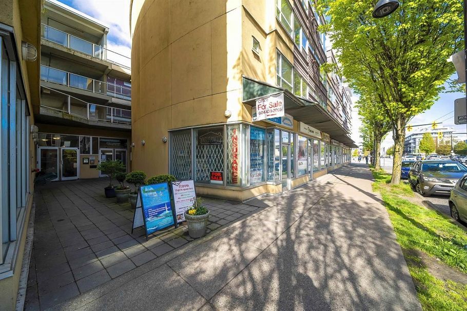 407 2238 Kingsway Vancouver, BC - 2