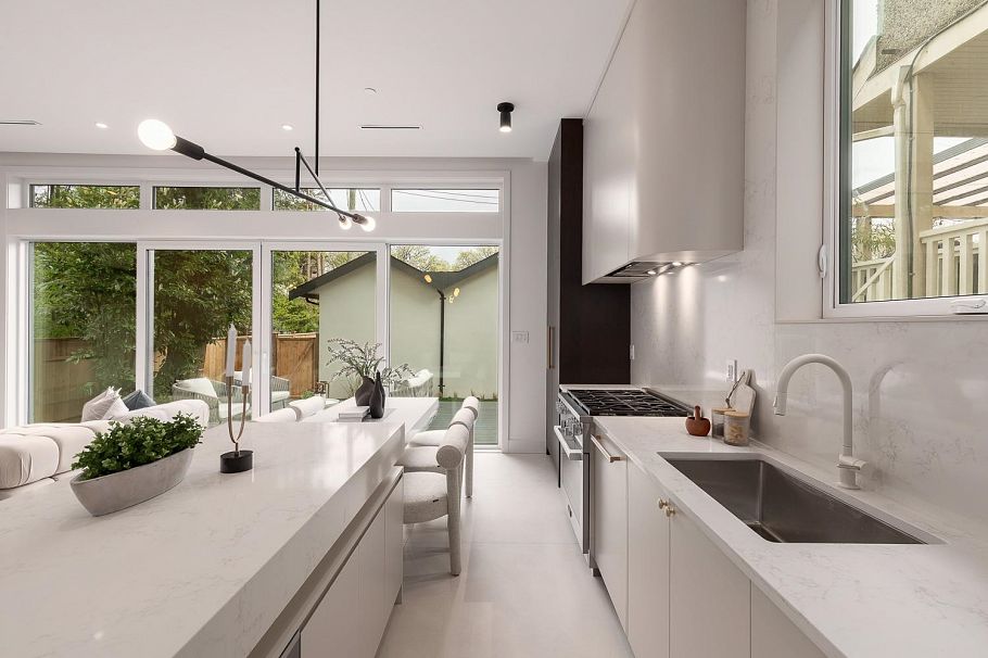 2 3617 W 12th Avenue Vancouver, BC - 8