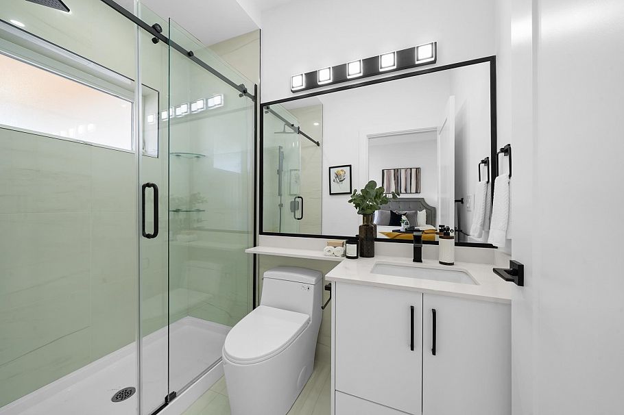 1 7361 Fraser Street Vancouver, BC - 16