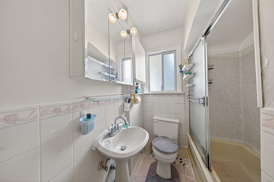 3950 Laurel Street Vancouver, BC - 9