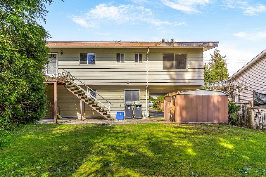 2553 Bendale Road North Vancouver, BC - 24