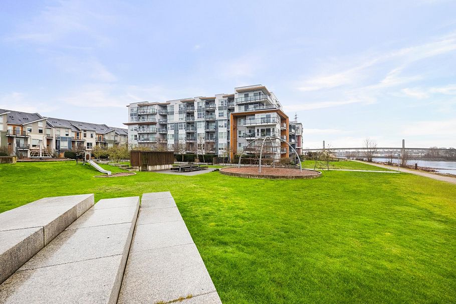 50 10133 River Drive Richmond, BC - 38
