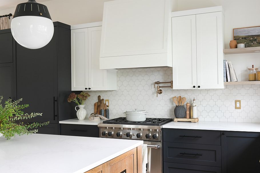 2804 W 34th Avenue Vancouver, BC - 2