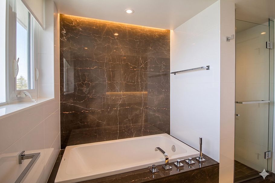 904 1561 W 57th Avenue Vancouver, BC - 15