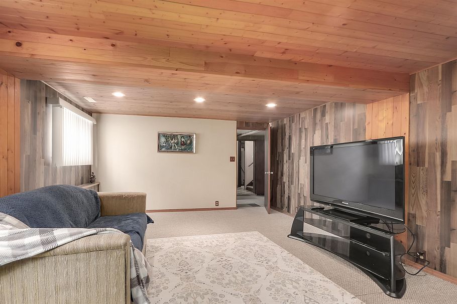 2636 Triumph Street Vancouver, BC - 19