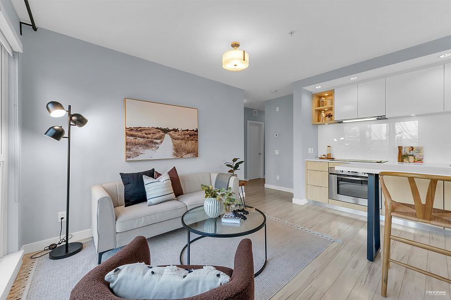 207 111 E 3rd Street North Vancouver, BC - 7