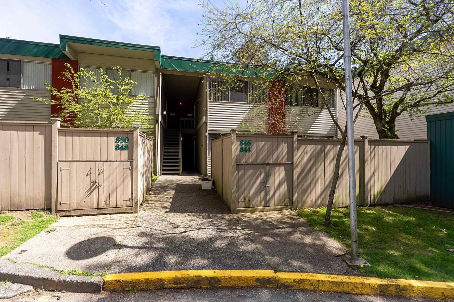 844 Westview Drive North Vancouver, BC - 29