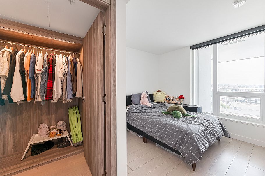 2001 455 SW Marine Drive Vancouver, BC - 10