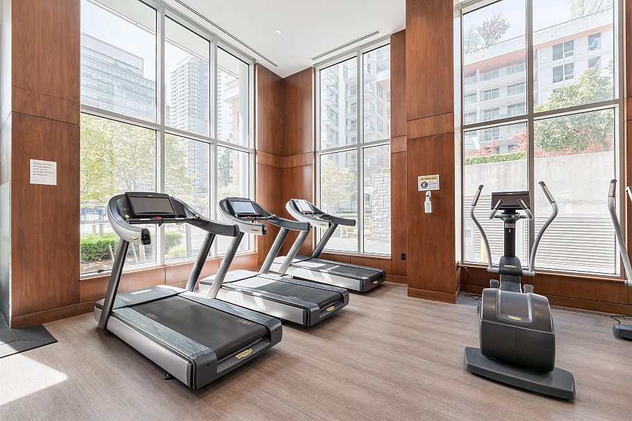 2001 455 SW Marine Drive Vancouver, BC - 24