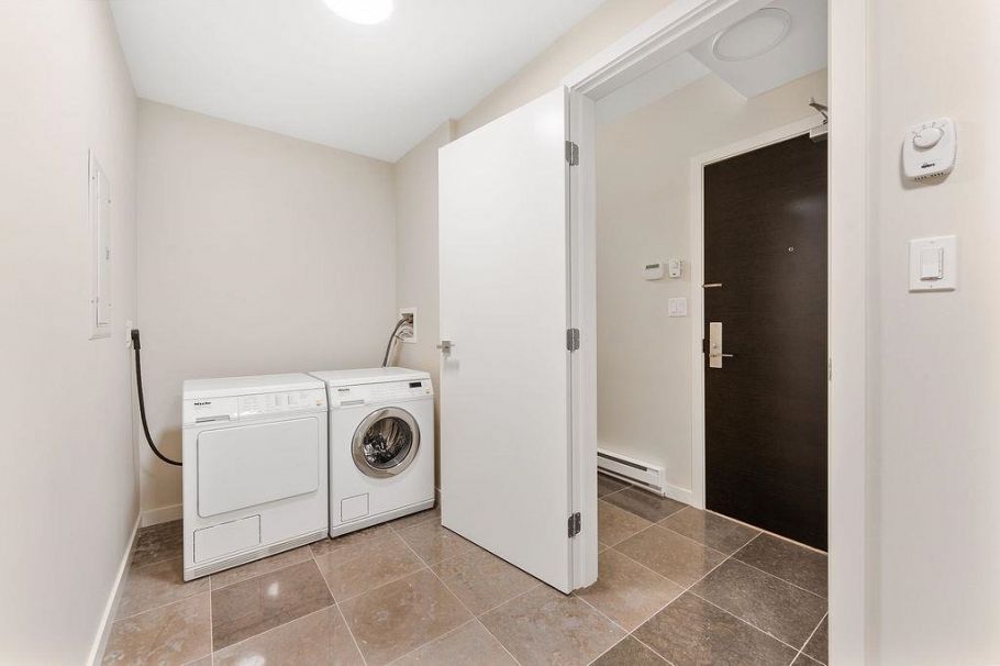 TH 16 6063 Iona Drive Vancouver, BC - 29