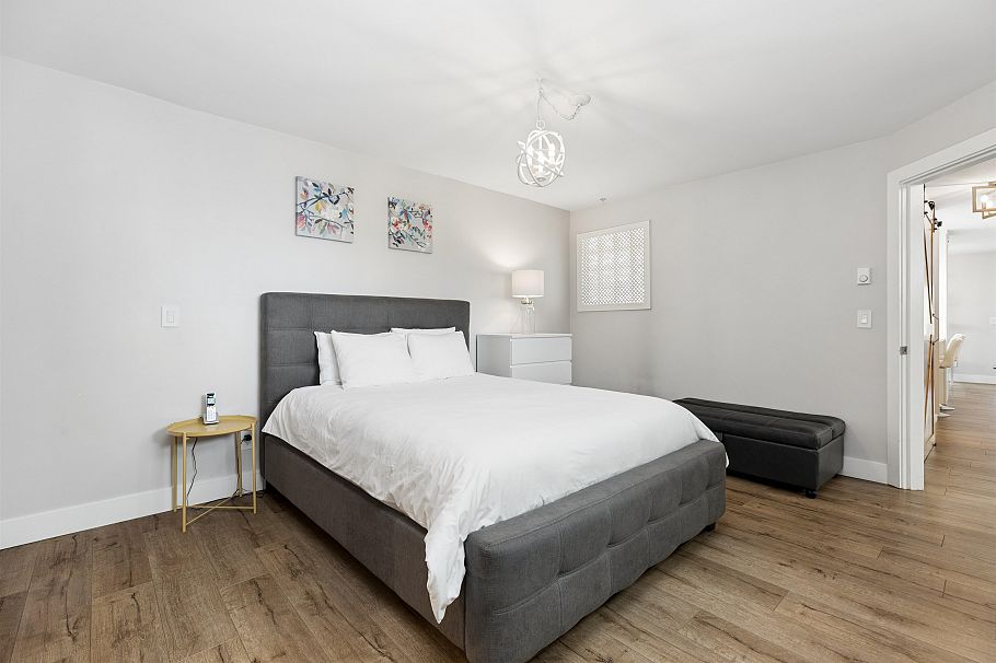 302 874 W 6th Avenue Vancouver, BC - 11