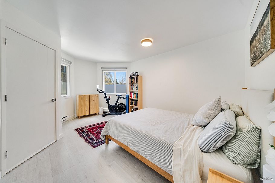 F7 1100 W 6th Avenue Vancouver, BC - 11