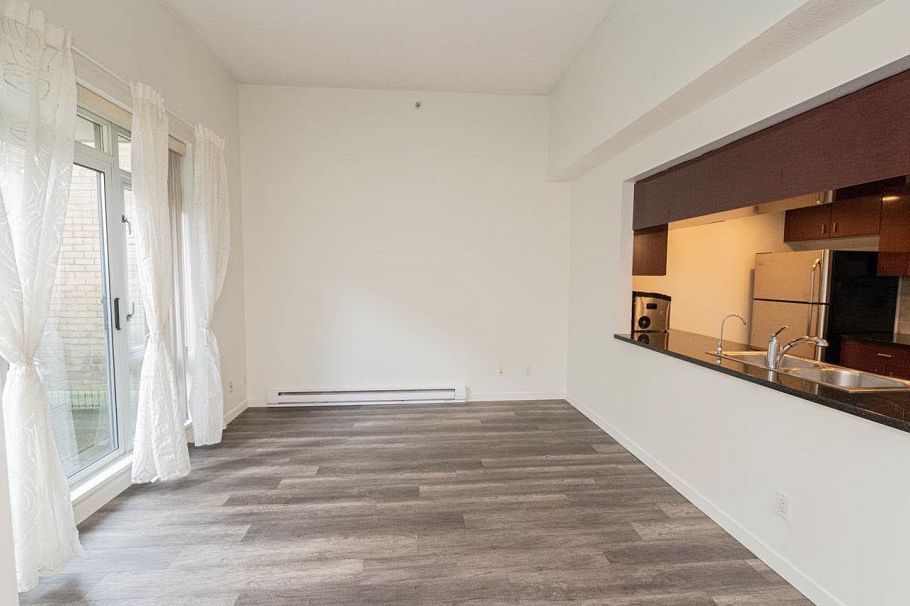 2M 1033 MARINASIDE CRESCENT, Vancouver BC V6Z 3A3 Vancouver, BC - 4