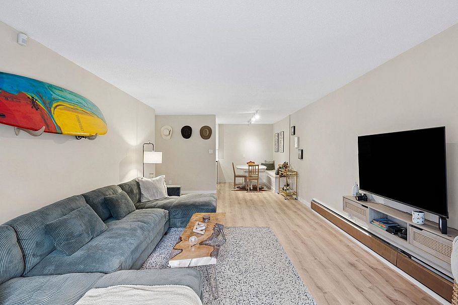 101 175 E 5th Street North Vancouver, BC - 8