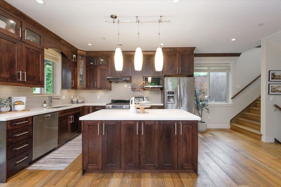 640 W 15th Street North Vancouver, BC - 8