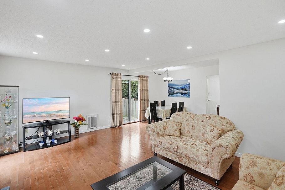 7506 Westbank Place Vancouver, BC - 6