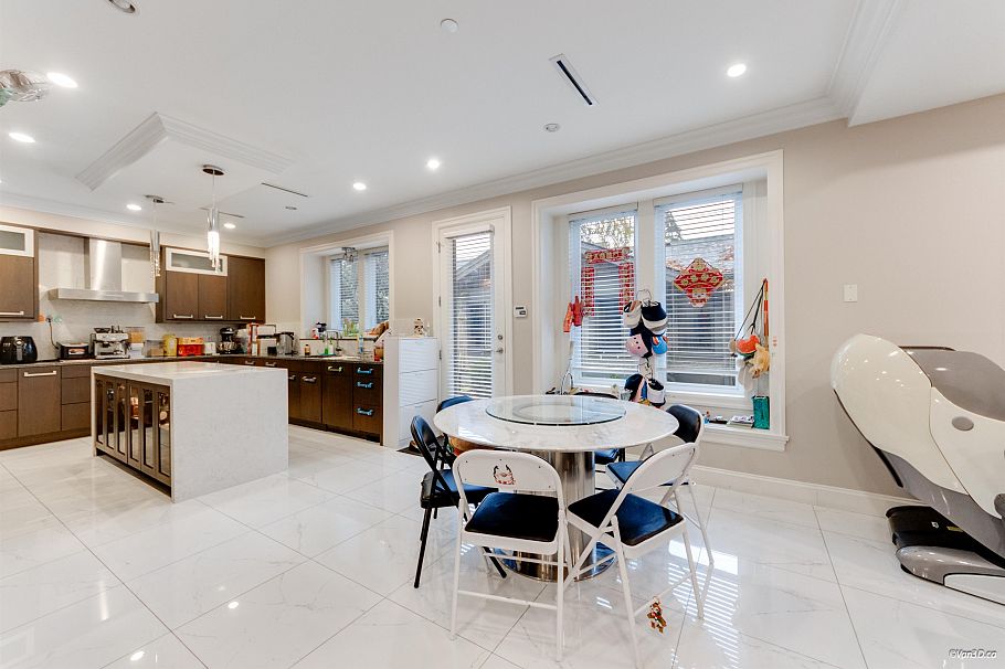 3029 W 45th Avenue Vancouver, BC - 7