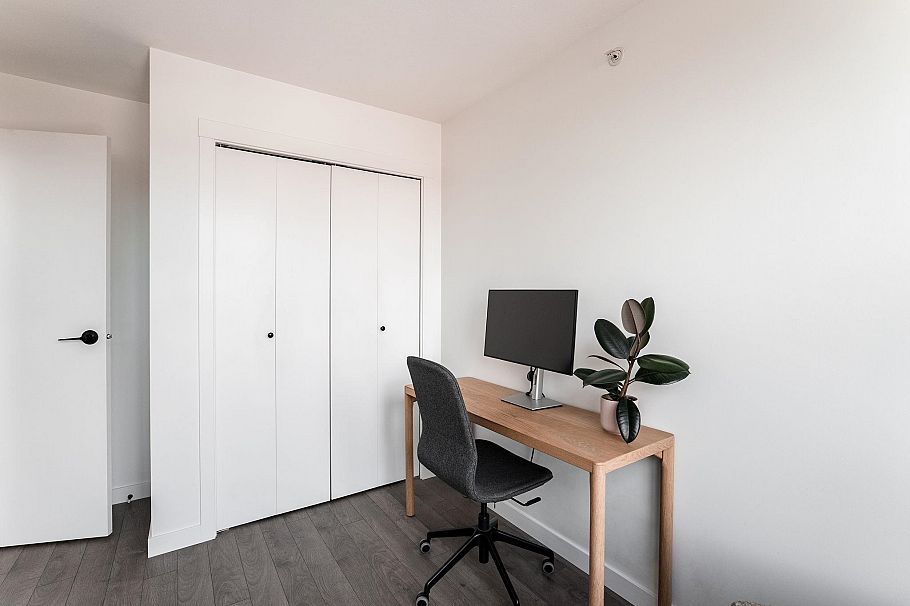 327 418 E Broadway Vancouver, BC - 25