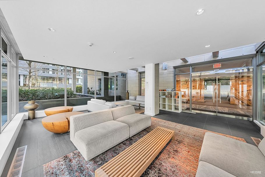 105 5782 Berton Avenue Vancouver, BC - 3