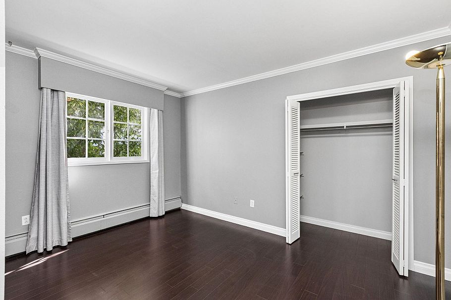 102 120 W 17th Street North Vancouver, BC - 12