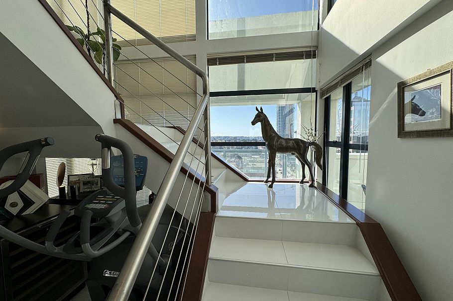 PH 1268 W Broadway Vancouver, BC - 13