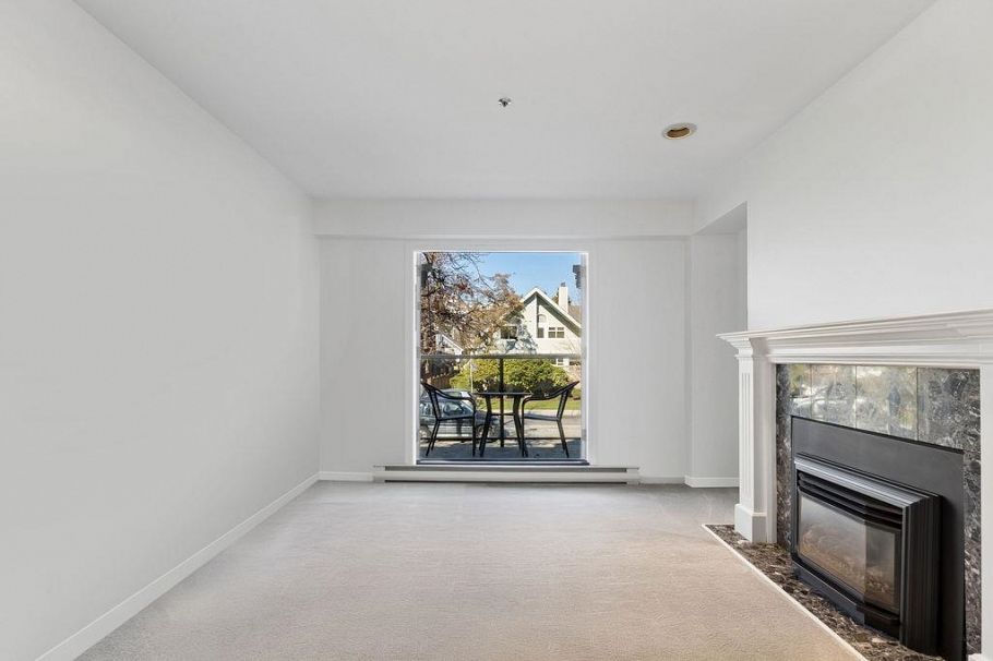 208 828 W 14th Avenue Vancouver, BC - 23