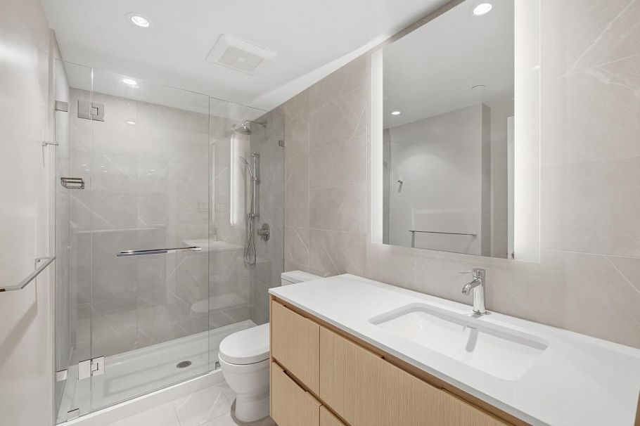 505 1500 Fern Street North Vancouver, BC - 14