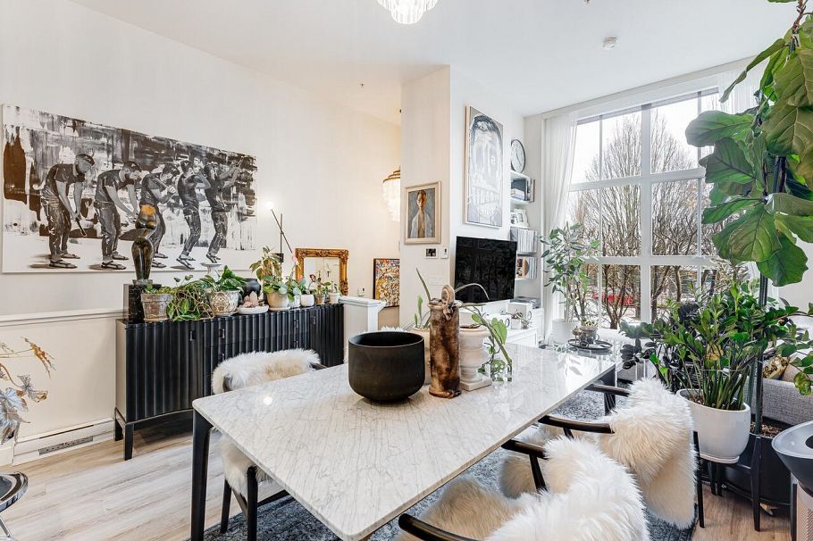 3431 Porter Street Vancouver, BC - 4