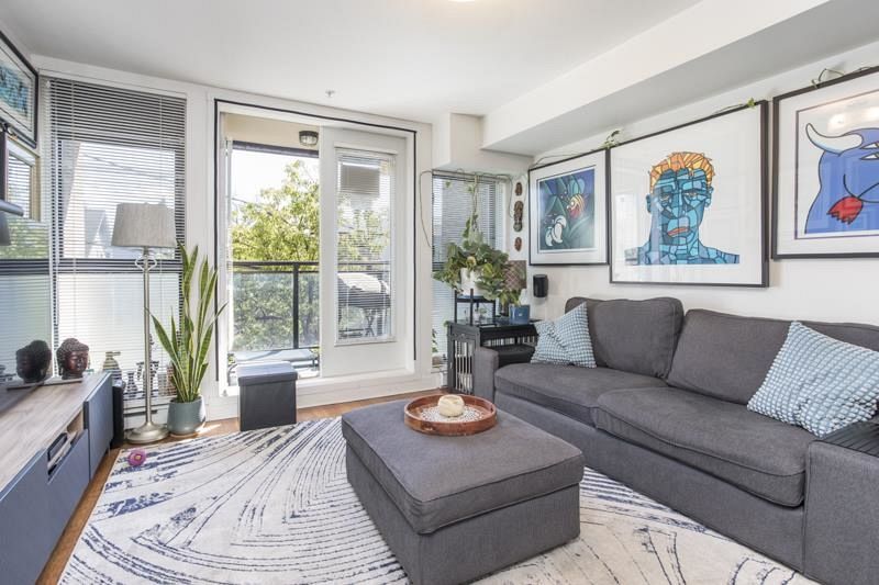 316 2150 E Hastings Street Vancouver, BC - 1