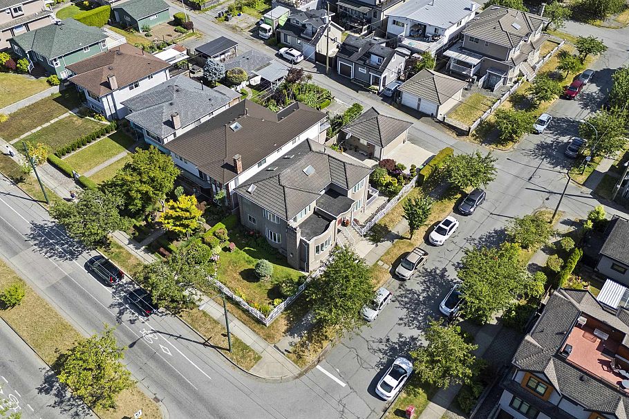 3838 Penticton Street Vancouver, BC - 33