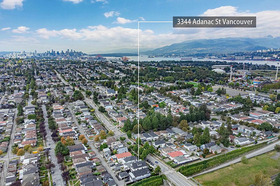 2 3344 Adanac Street Vancouver, BC - 29