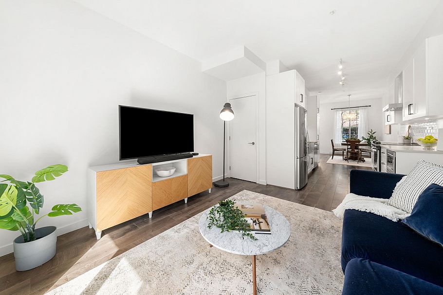 9 433 Seymour River Place North Vancouver, BC - 14