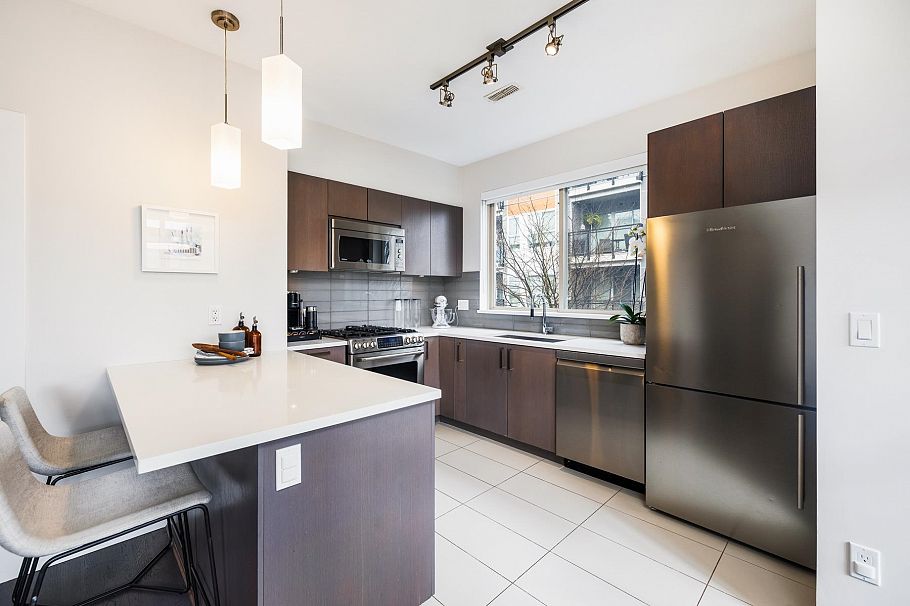 50 10133 River Drive Richmond, BC - 12