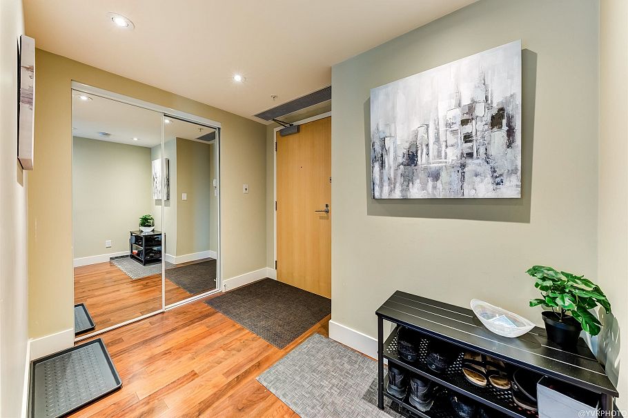 2102 1205 W Hastings Street Vancouver, BC - 21